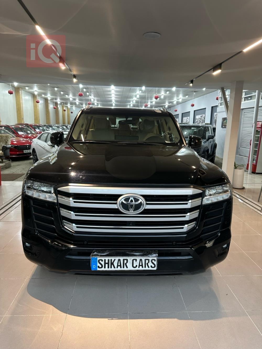 تۆیۆتا لاند کروزەر